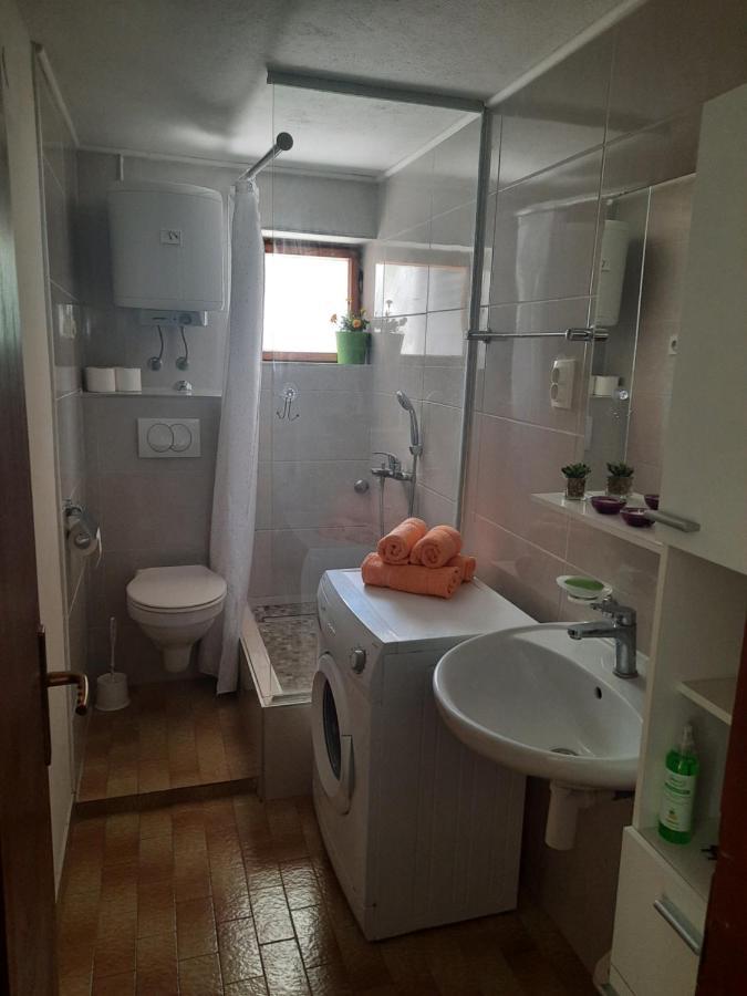 Apartment Ema Trogir Eksteriør bilde