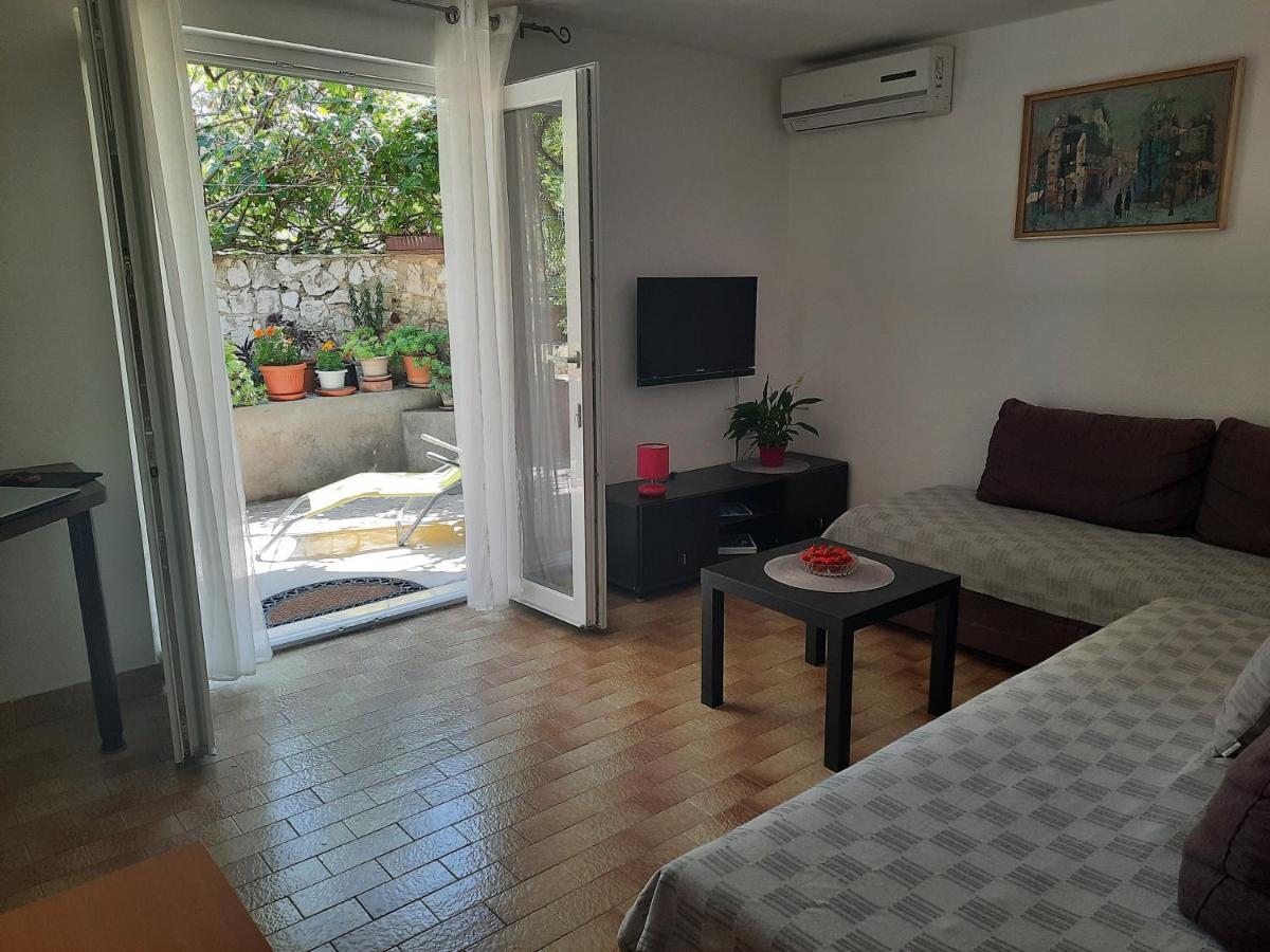 Apartment Ema Trogir Eksteriør bilde