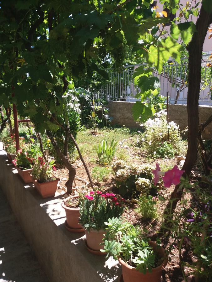 Apartment Ema Trogir Eksteriør bilde