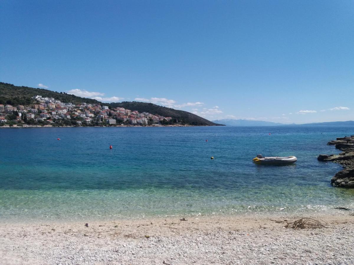 Apartment Ema Trogir Eksteriør bilde